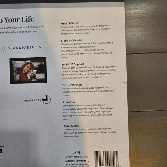 Simply Smart Home PhotoShare 10.1" Full HD Wi-Fi Smart Digital Picture Frame - Picture 16 of 16